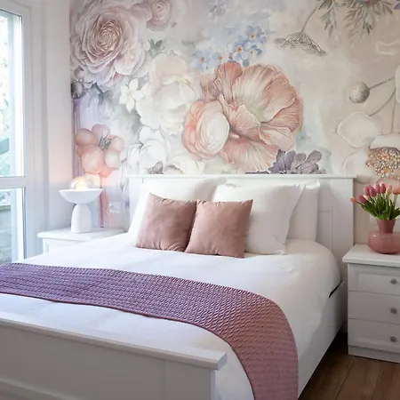 Lora Rose ,free Parking, Self Check In,2 * Como