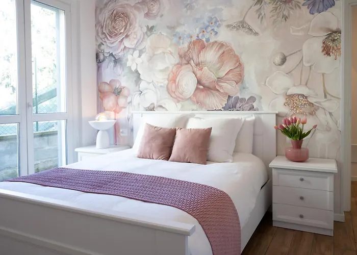 Lora Rose ,free Parking, Self Check In,2 * Como