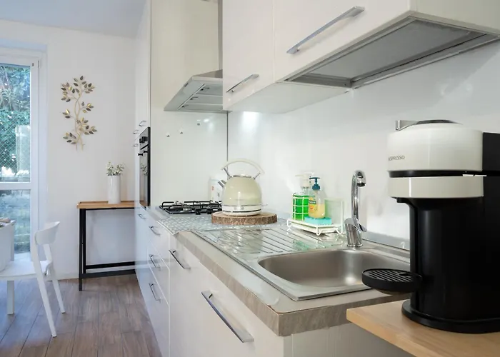 Lora Rose ,free Parking, Self Check In,2 * Como