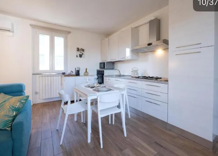 Lora Rose ,free Parking, Self Check In,2 Lägenhet *