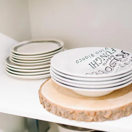 Lora Rose ,free Parking, Self Check In,2 *